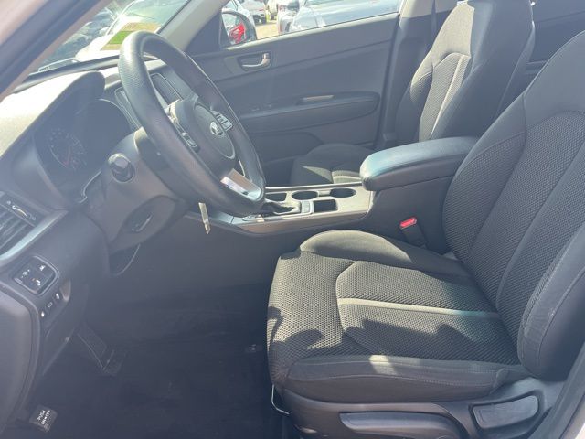 2020 Kia Optima LX photo 11