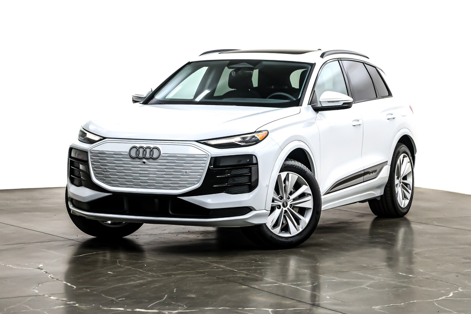 2025 Audi Q6 e-tron Premium