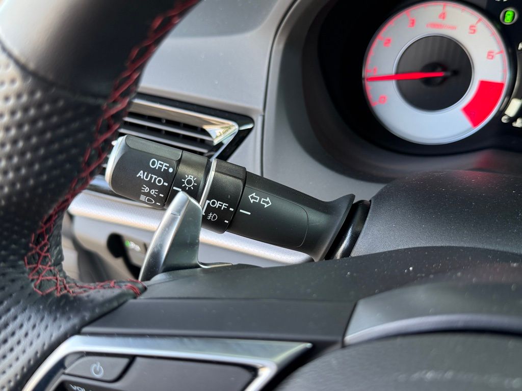 Used 2025 Platinum White Pearl Acura A-Spec Package image 25