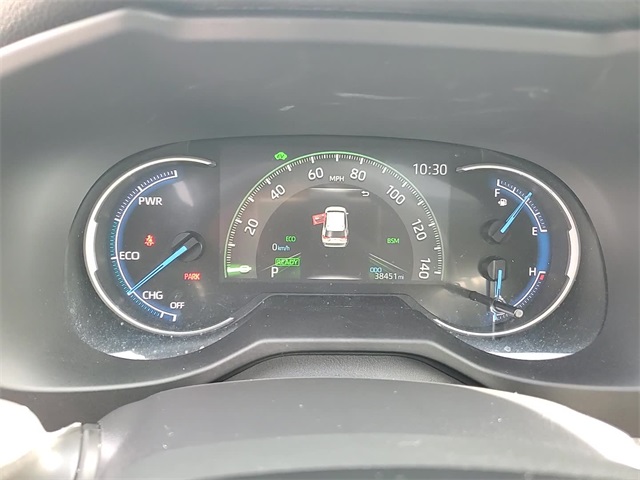 2025 Toyota RAV4 Hybrid XLE photo 16