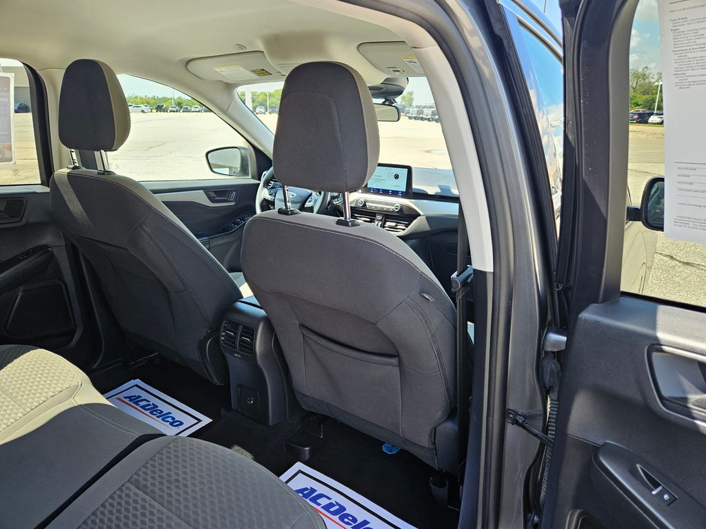 2022 Ford Escape Hybrid SE photo 28