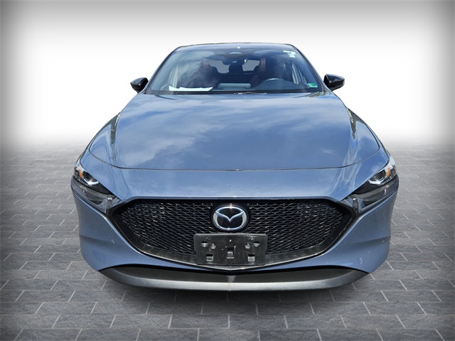 2024 Mazda Mazda3 2.5 s Carbon photo 2
