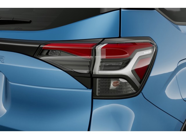 2025 Subaru Forester Premium photo 12