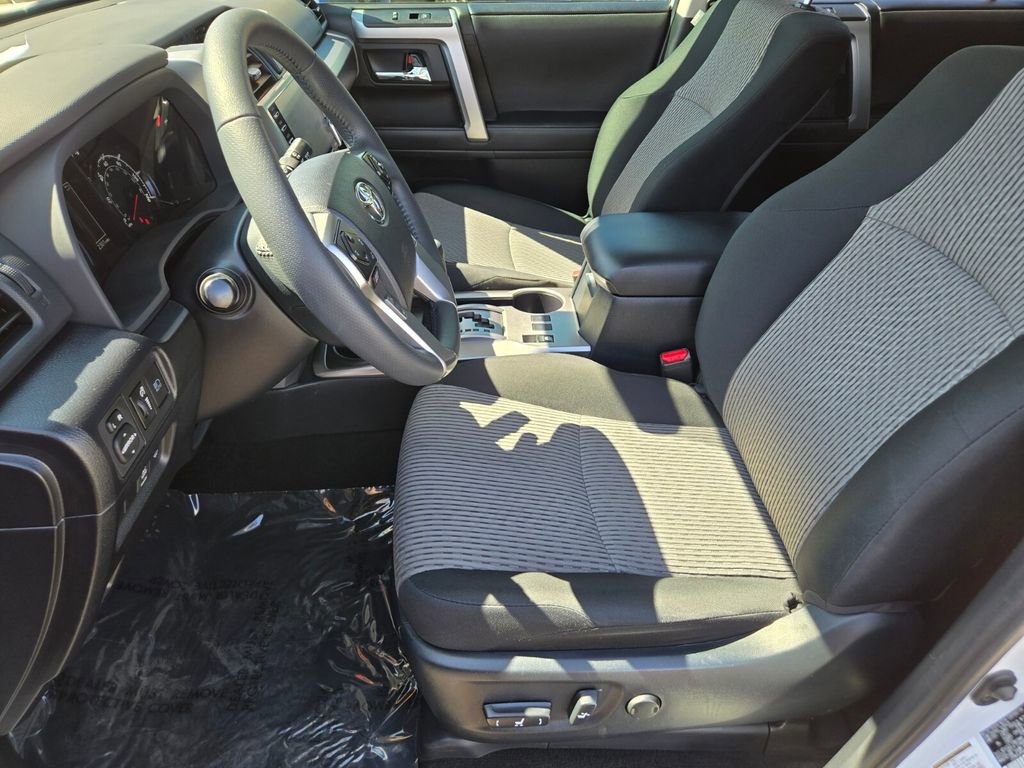 2024 Toyota 4Runner SR5 photo 10