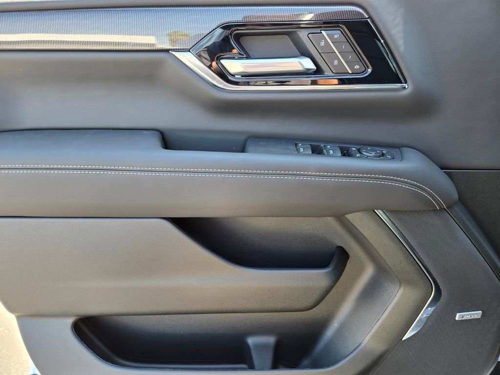 2025 Gmc Yukon XL photo 10