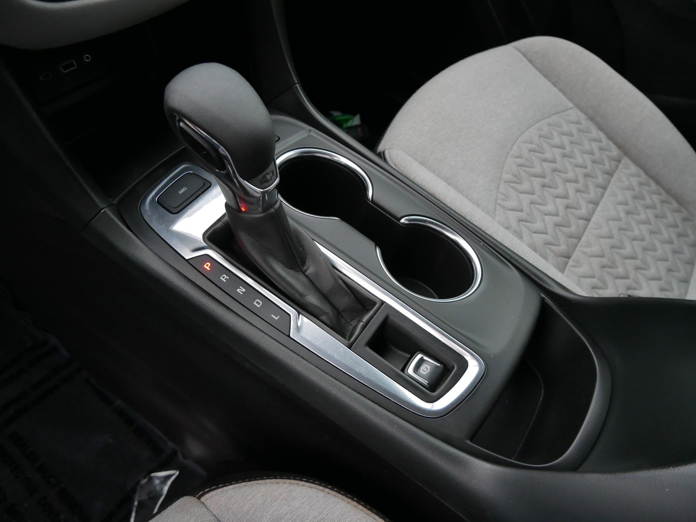 2024 Chevrolet Equinox LT photo 22
