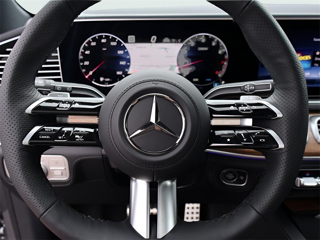 2025 Mercedes Benz GLS 580 4MATIC photo 36