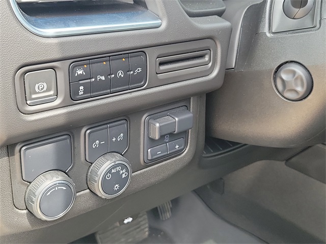 2021 Chevrolet Tahoe LT photo 23