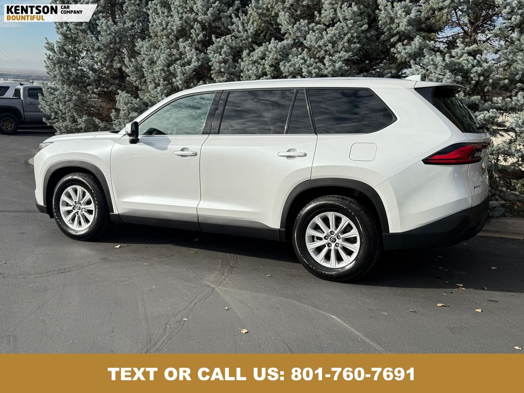 2024 Toyota Grand Highlander Hybrid XLE photo 4