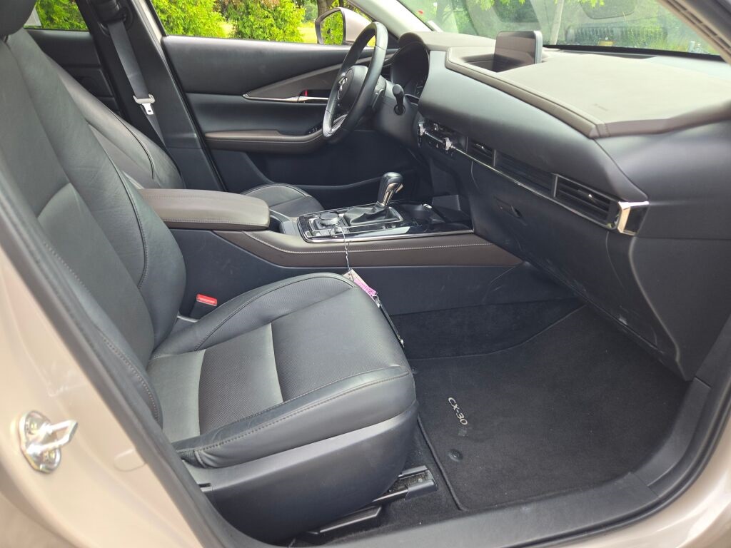 2024 Mazda CX-30 Premium photo 6