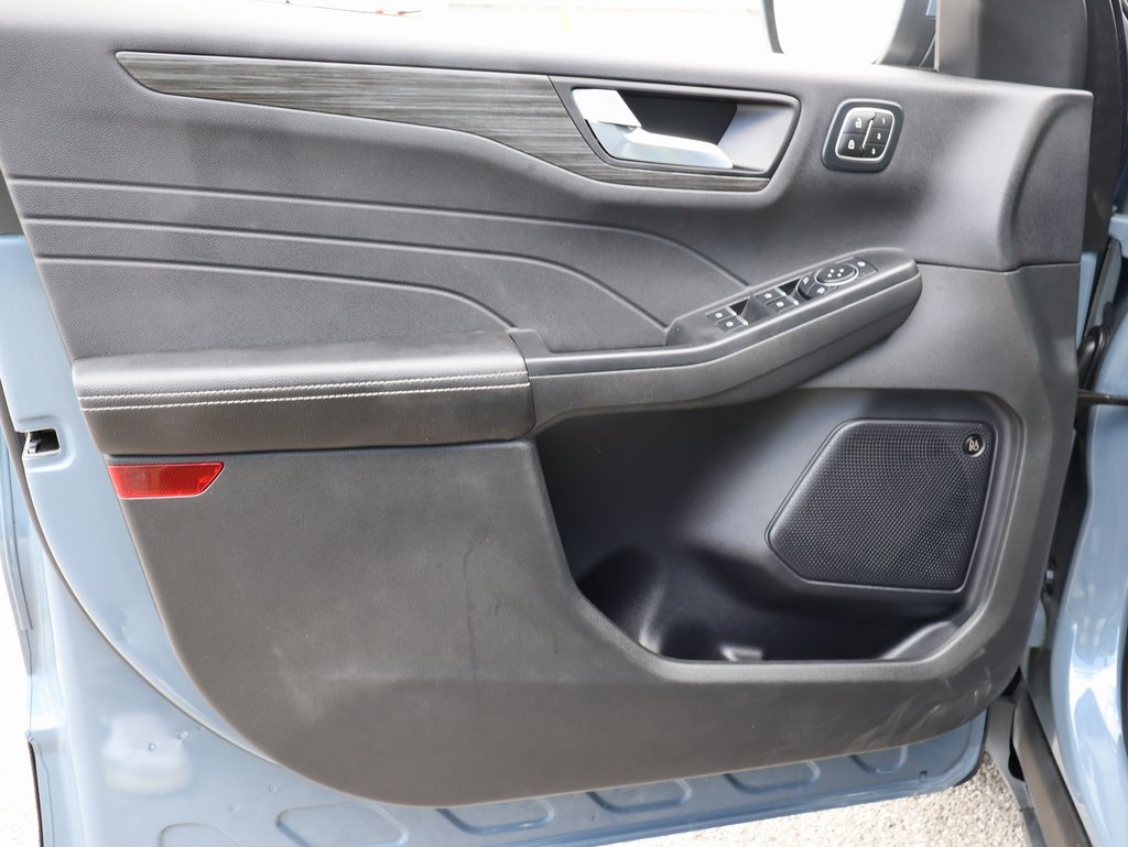 2024 Ford Escape Platinum photo 20