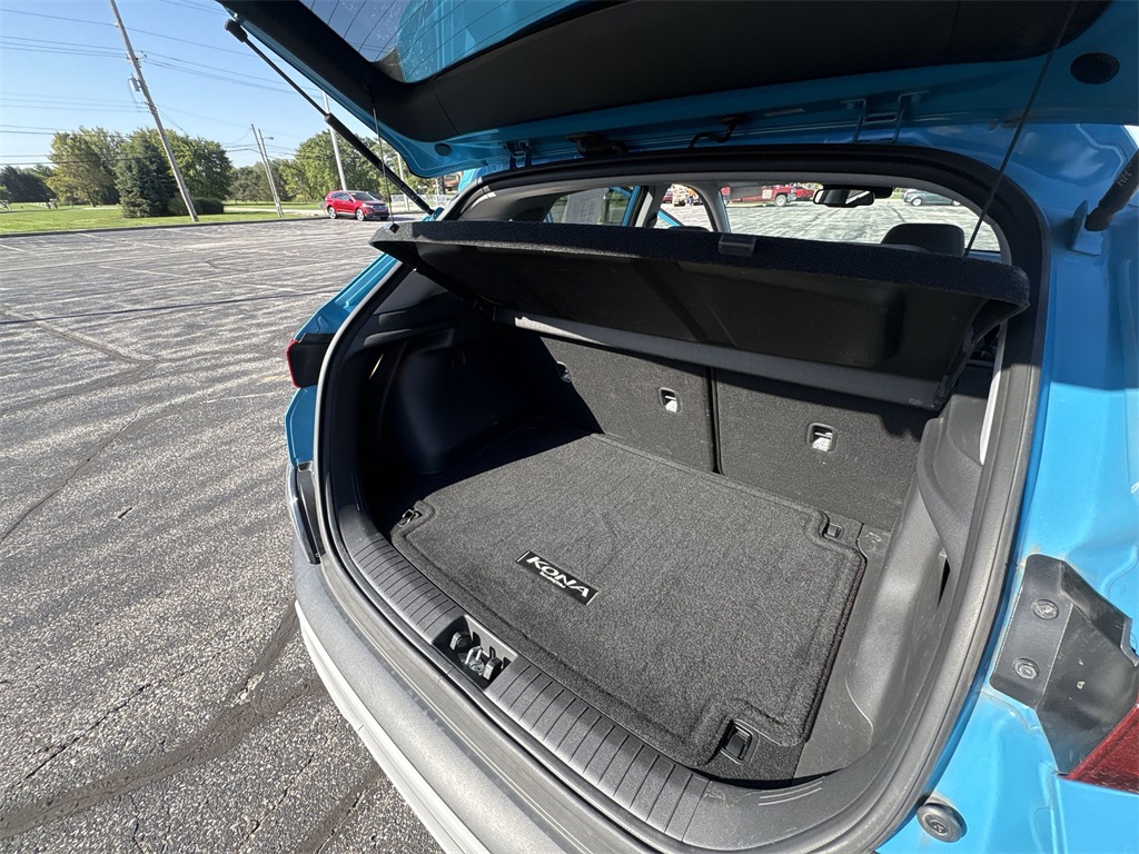 2022 Hyundai Kona SEL photo 24