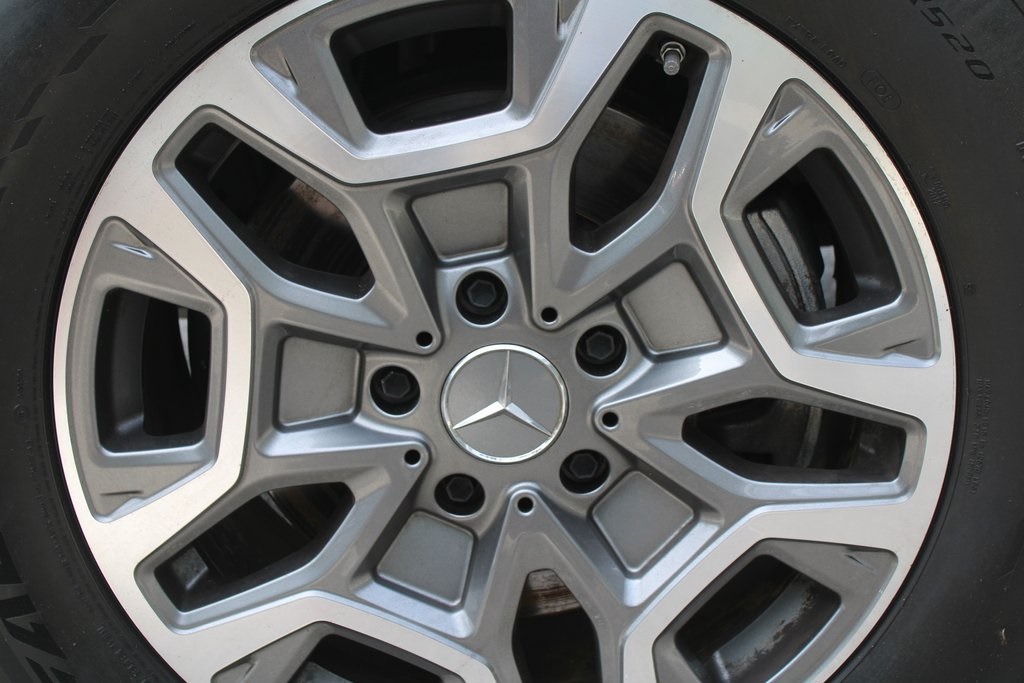 2025 Mercedes Benz G 550 photo 11