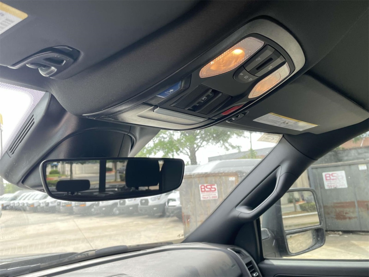 2025 Ram 2500 Tradesman photo 22