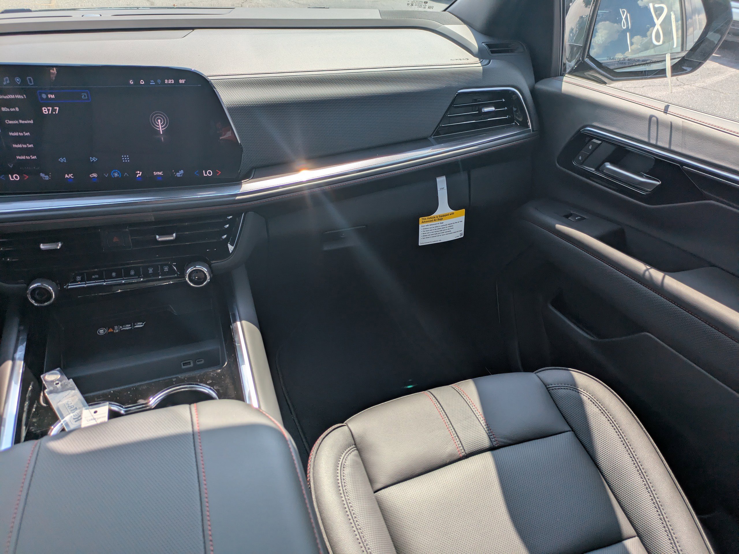 2026 Chevrolet Suburban RST photo 18