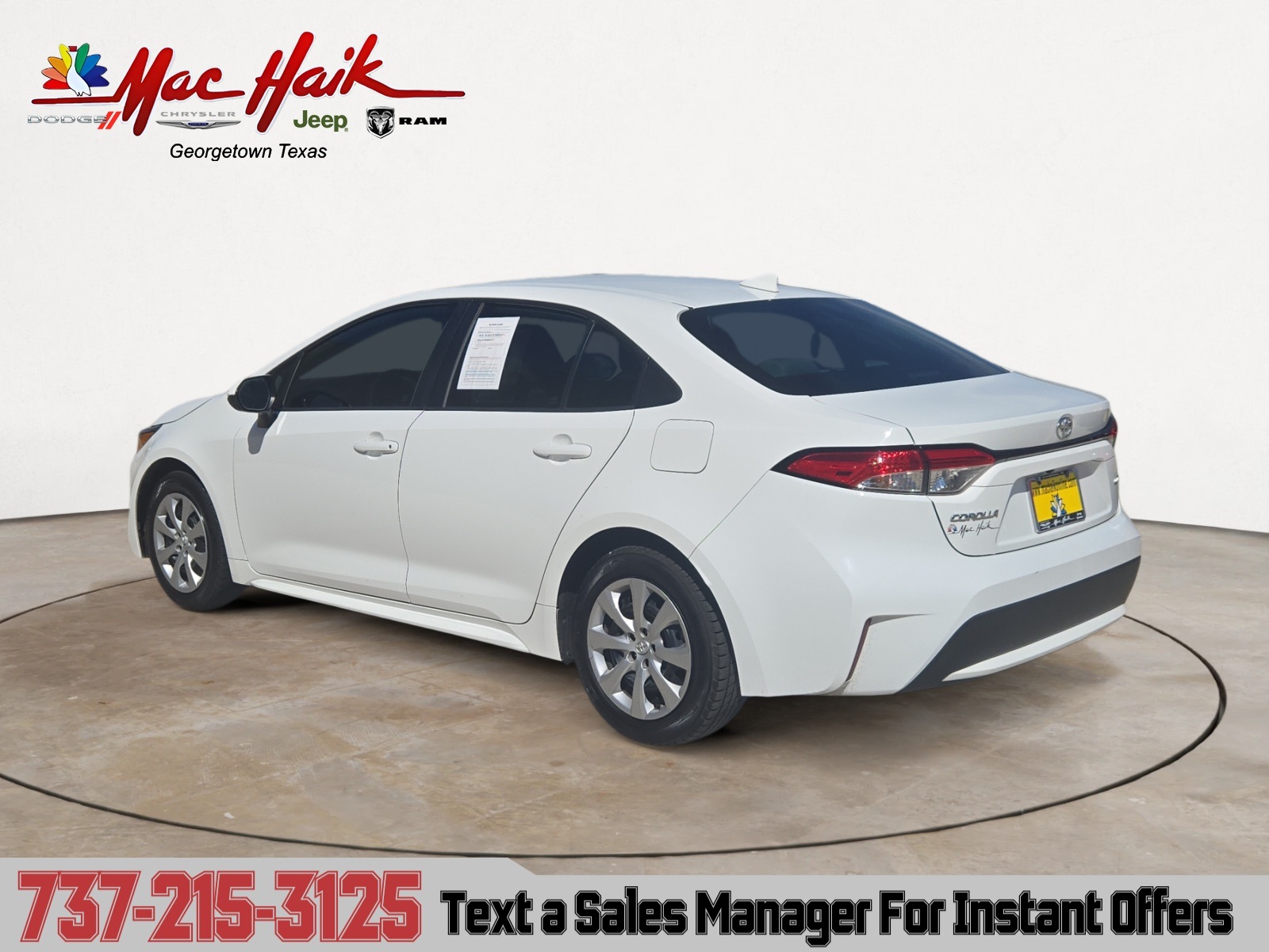 2021 Toyota Corolla LE photo 3