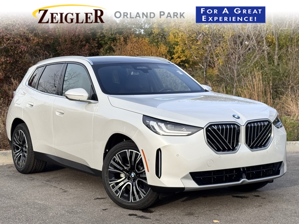 2026 BMW X3 30's photo