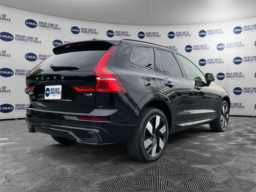 2025 Volvo XC60 Recharge Hybrid T8 Plus photo 5