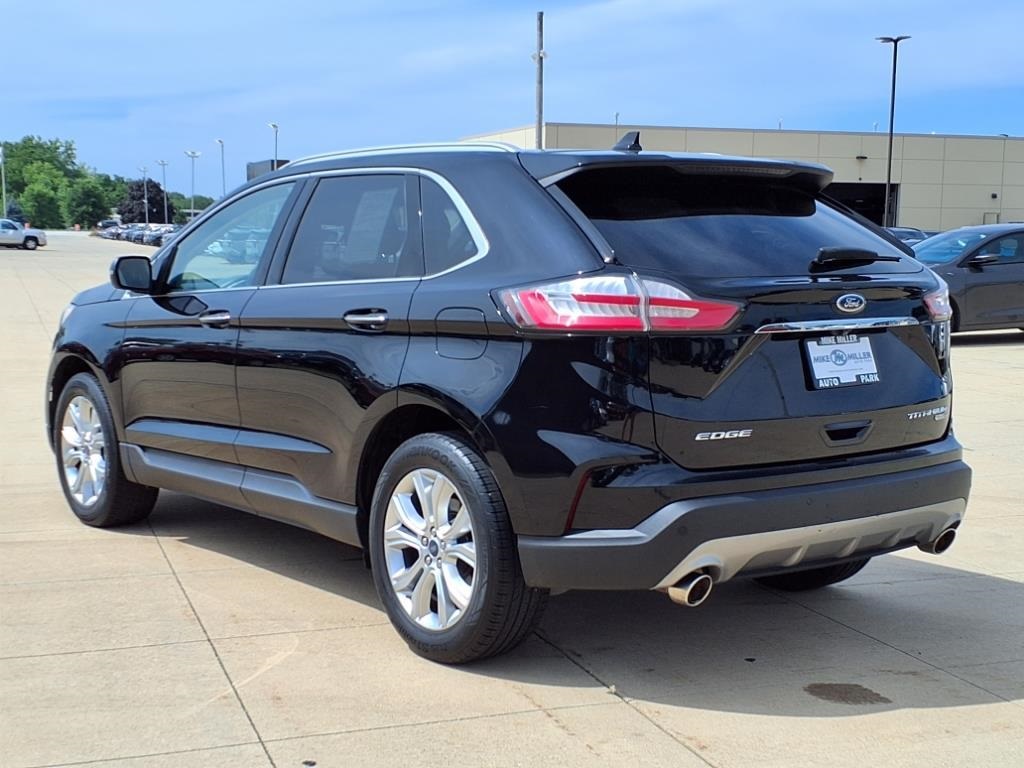 2020 Ford Edge Titanium photo 29