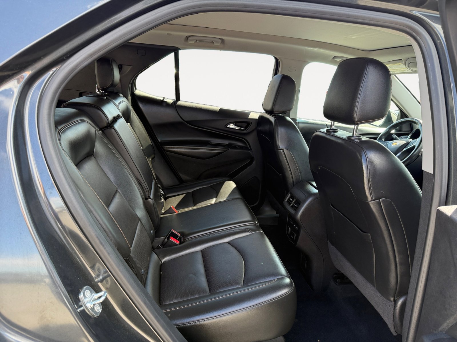2018 Chevrolet Equinox Premier photo 17