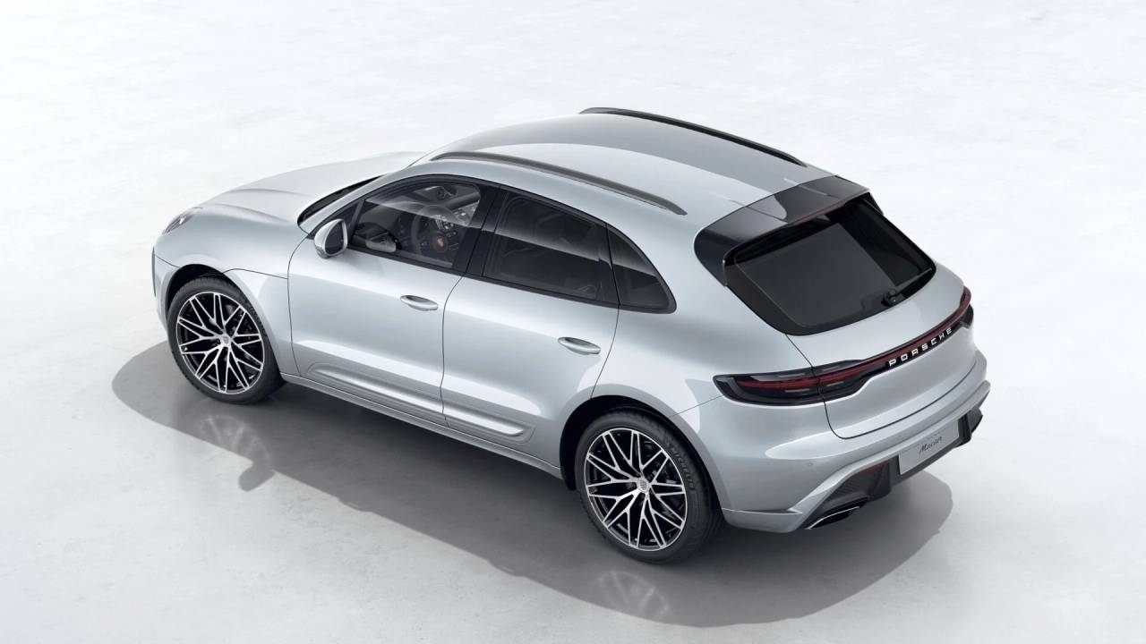 2026 Porsche Macan T photo 4