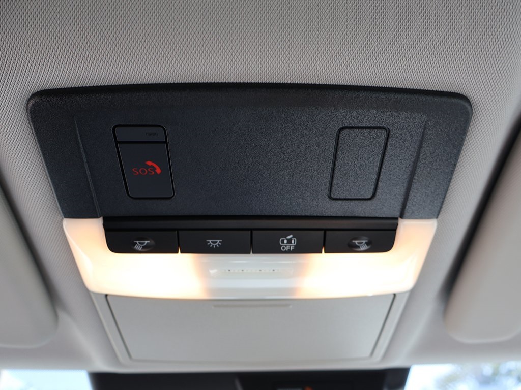 2022 Mitsubishi Outlander SEL photo 53