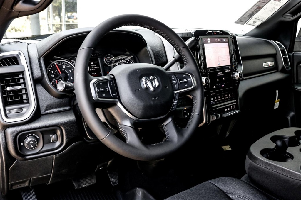 2025 Ram 2500 Big Horn photo 11
