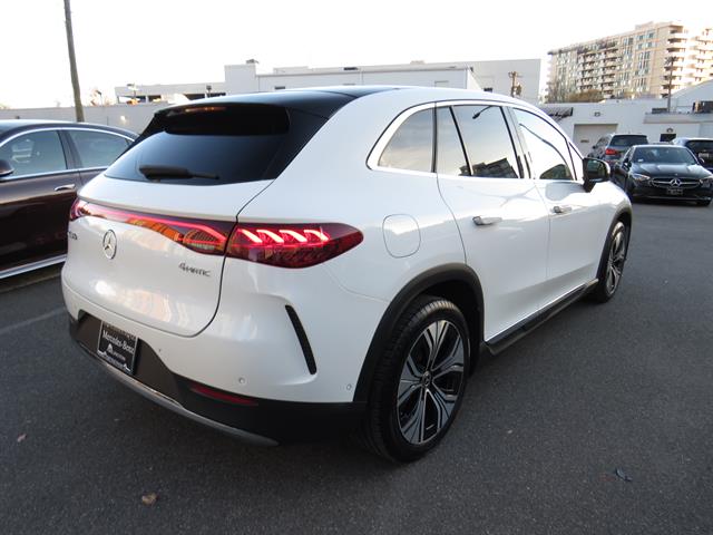 2023 Mercedes Benz EQE SUV 350 4MATIC photo 4