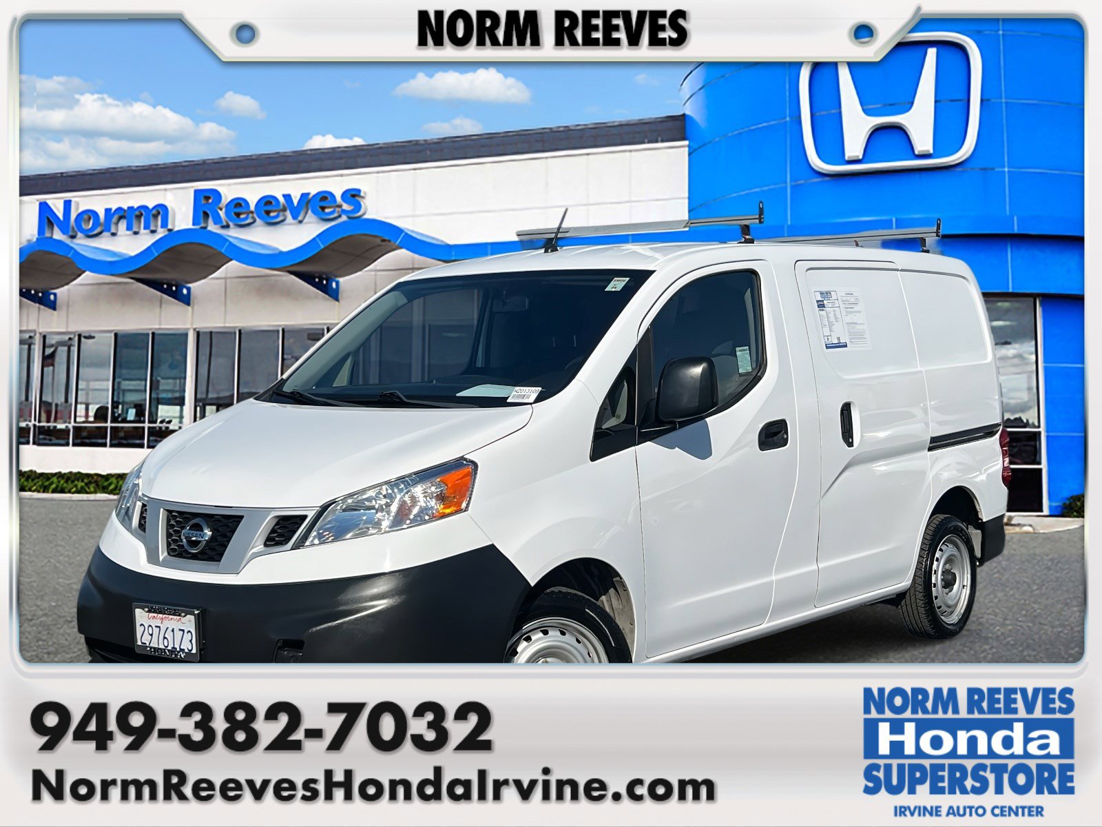 2019 Nissan NV200 S's photo