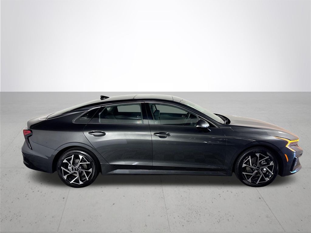 2025 Kia K5 EX photo 4