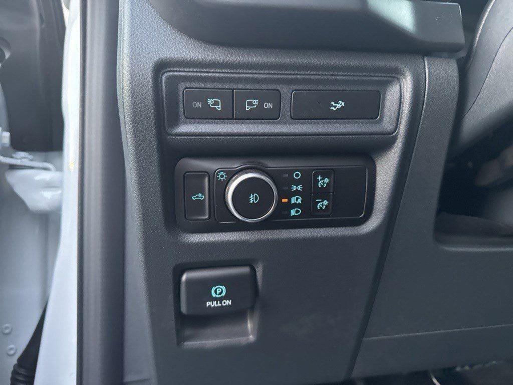 2025 Ford F-150 XLT photo 23