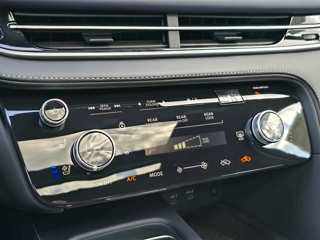 2026 Infiniti QX60 AWD photo 30