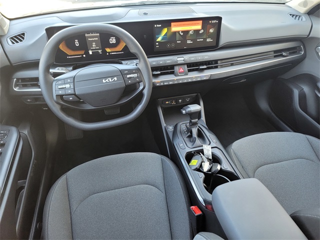 2025 Kia K4 LXS photo 30