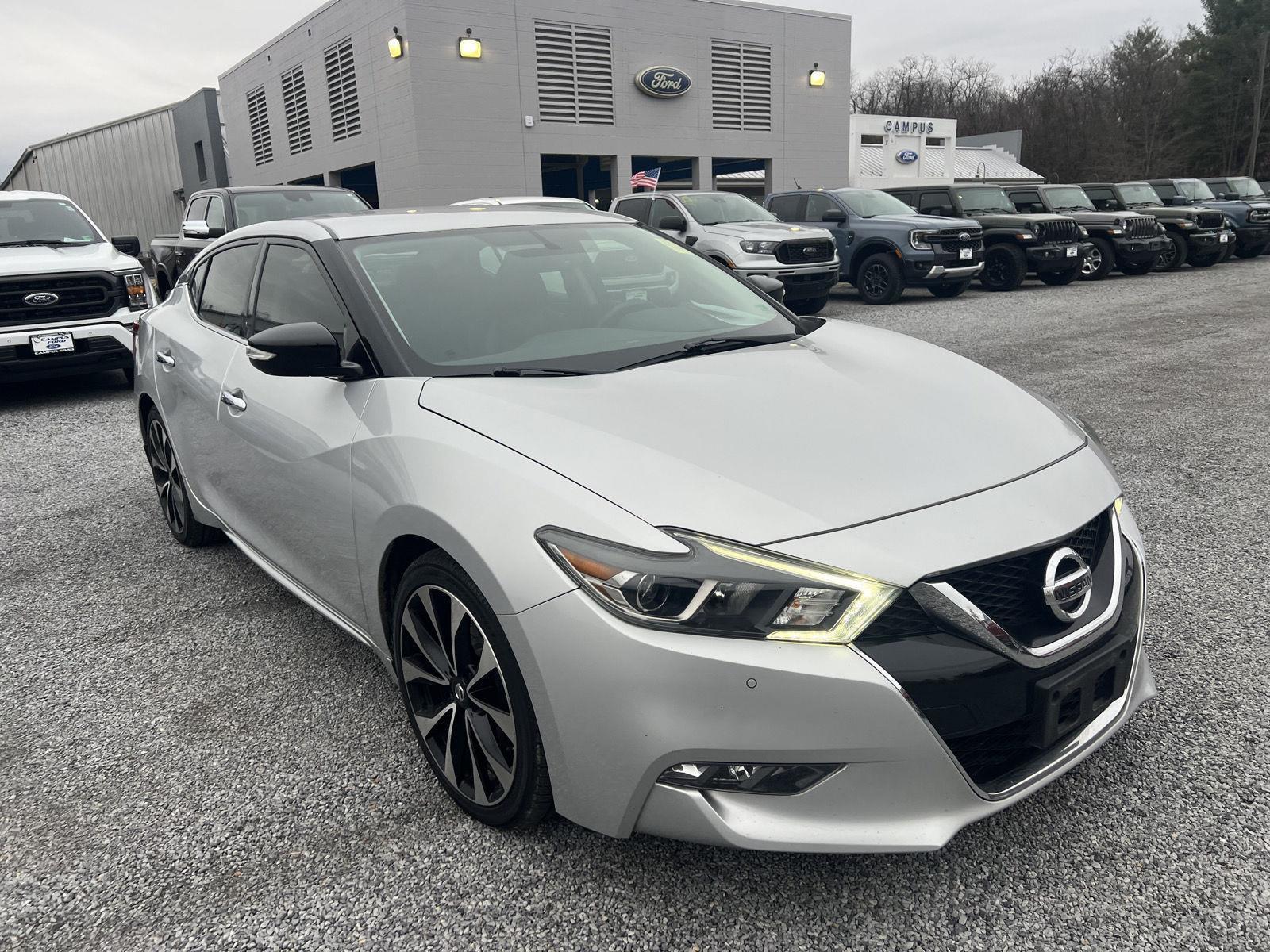 2018 Nissan Maxima SR