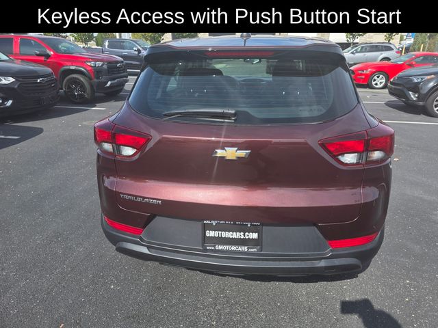 2022 Chevrolet Trailblazer LS photo 4