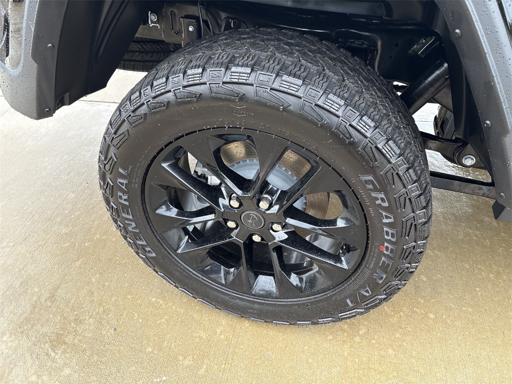 2025 Jeep Gladiator Sport photo 5