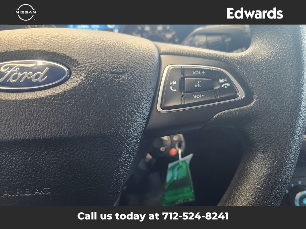 2015 Ford Focus SE photo 20