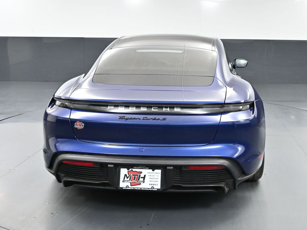 2020 Porsche Taycan Turbo S photo 5