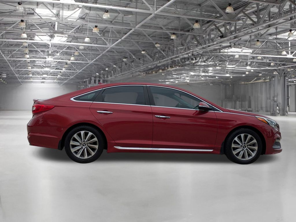 2016 Hyundai Sonata Sport photo 4