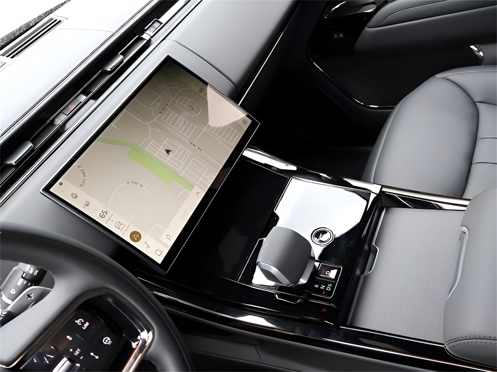 2025 Land Rover Range Rover Sport SE photo 20