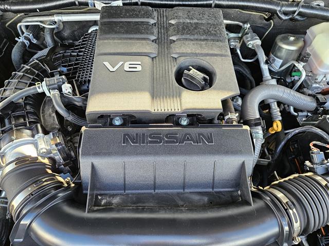 2022 Nissan Frontier PRO-4X photo 19