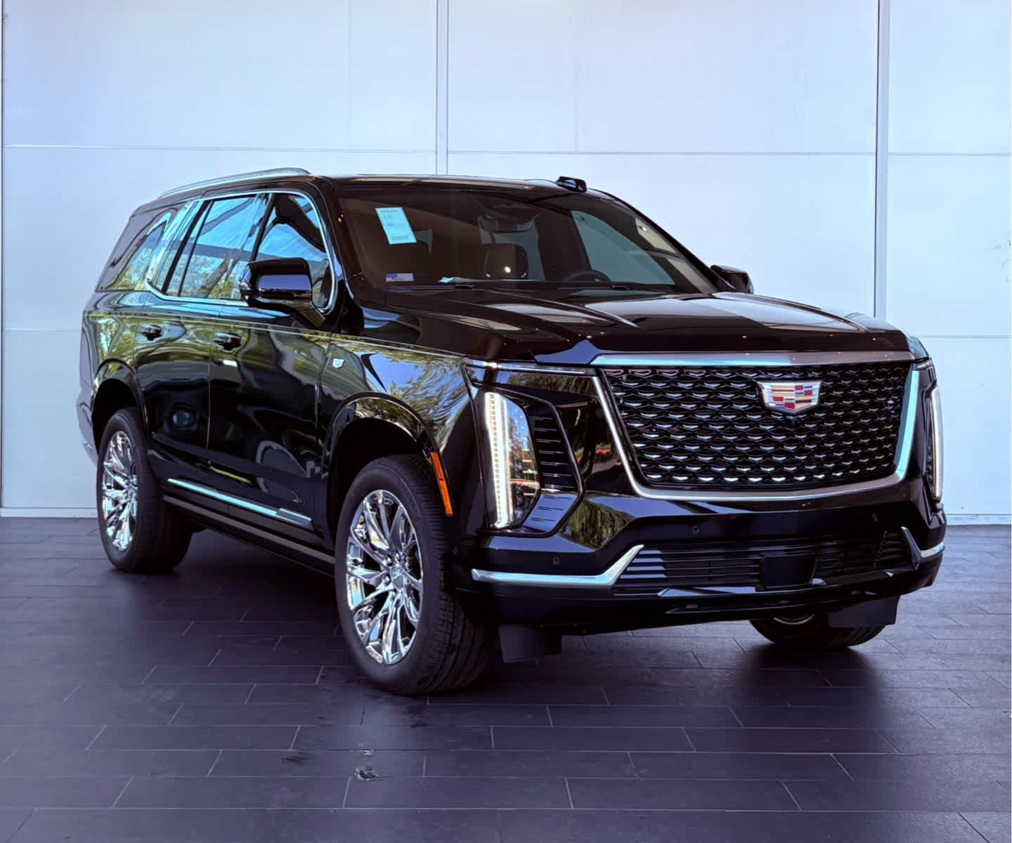 2025 Cadillac Escalade Premium Luxury photo 2