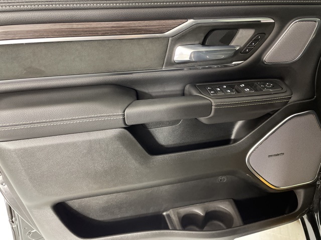 2026 Ram 1500 Laramie photo 16