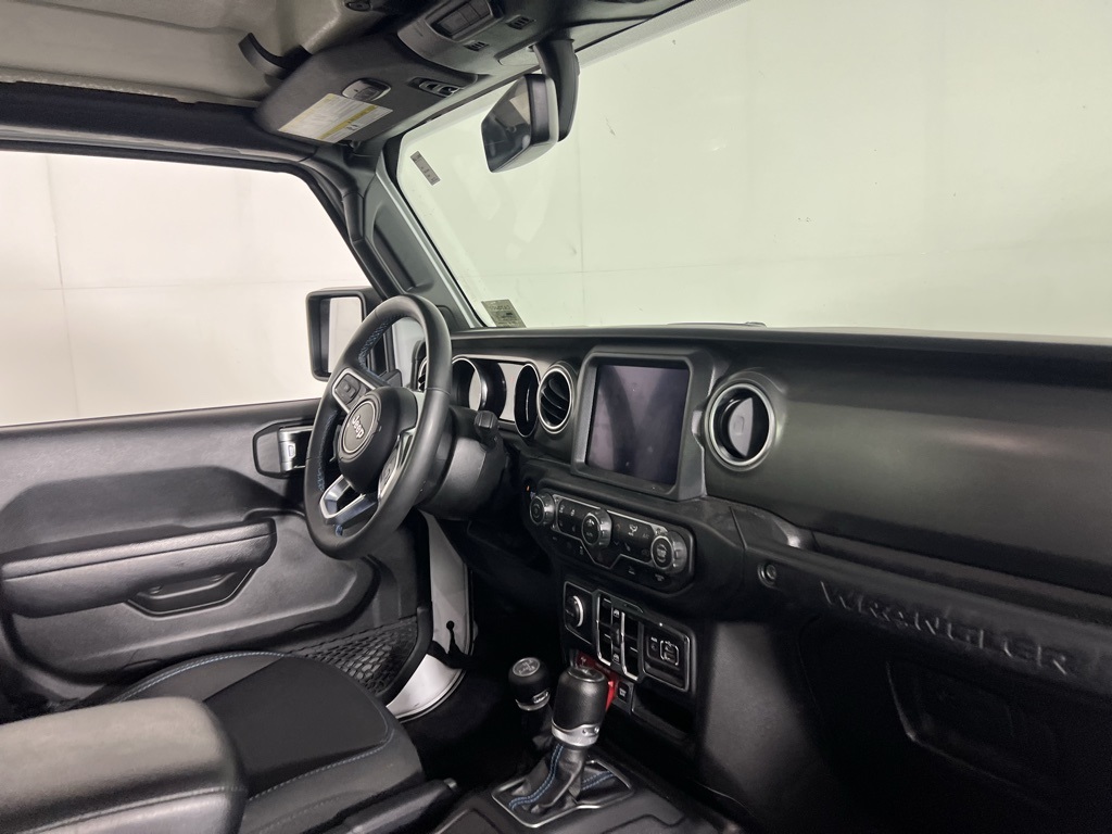 2023 Jeep Wrangler Rubicon 4xe photo 30
