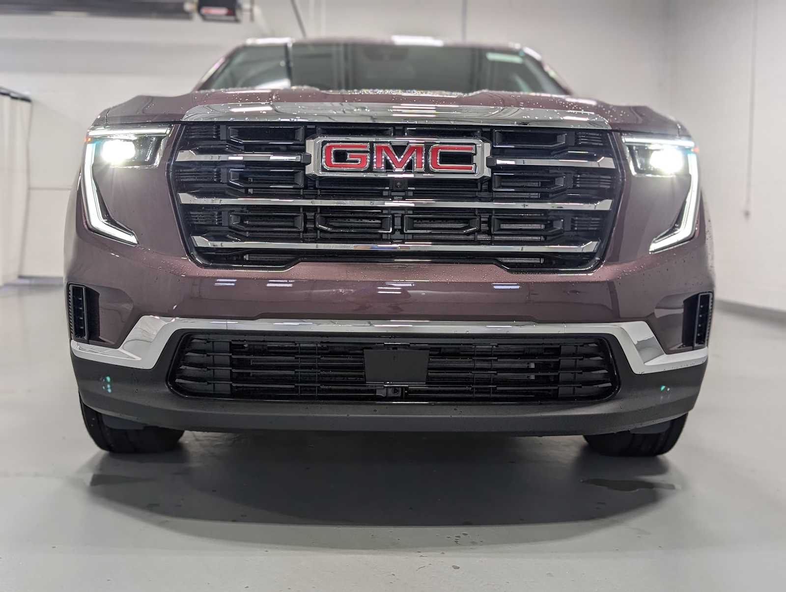 2025 Gmc Acadia Elevation photo 2