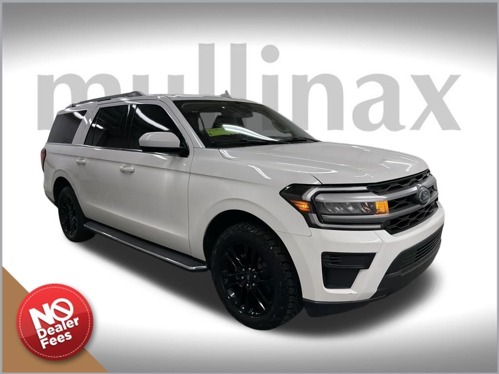 2022 Ford Expedition XLT's photo