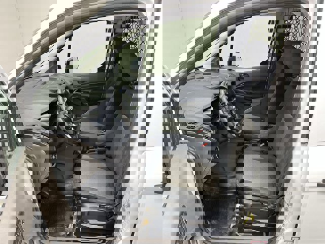 2020 Ford Transit XL Cargo Van photo 3