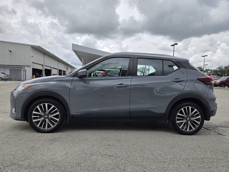 2021 Nissan Kicks SV photo 4