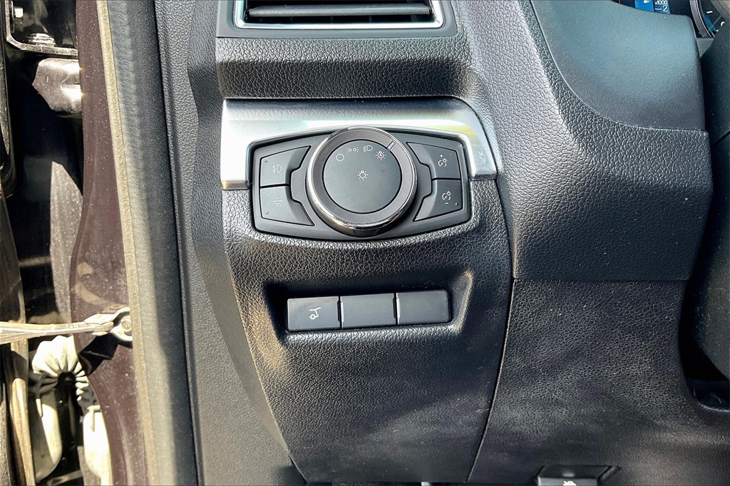 2019 Ford Explorer Limited photo 33