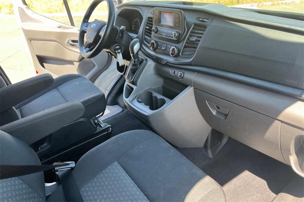 2021 Ford Transit Passenger XL photo 22